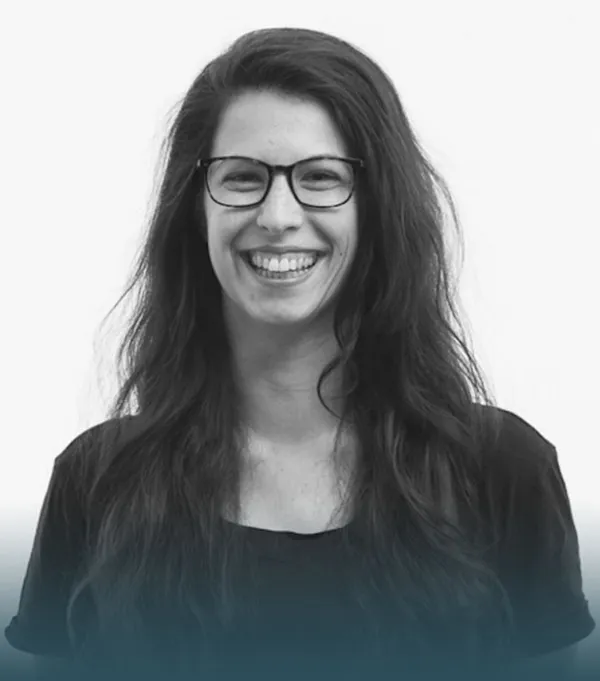 JULIA ESSIG